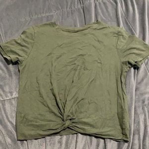 Hollister Cropped Tee